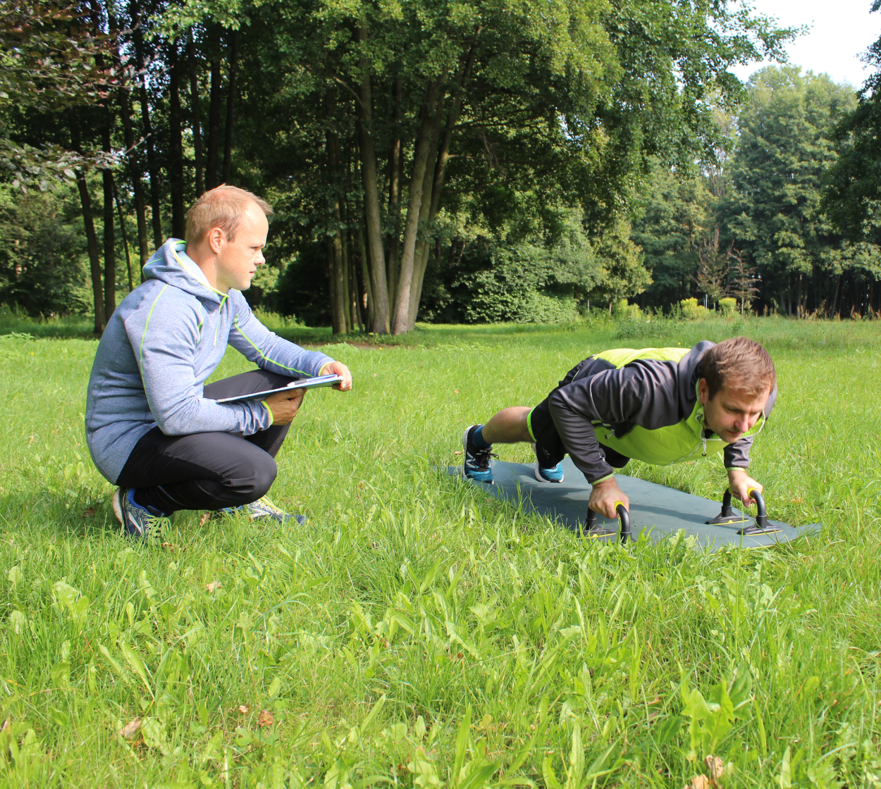 Personal_training Personal Training draußen in der Natur